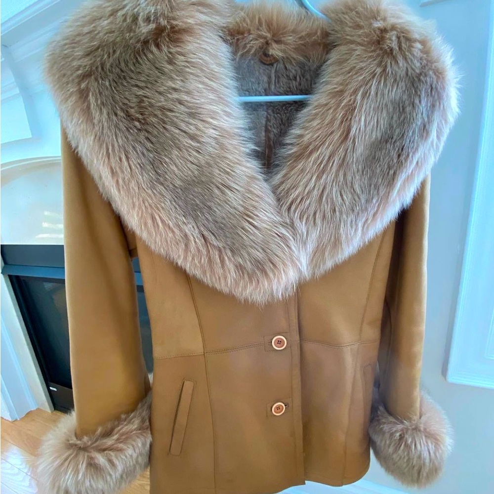 Real shearling coat with fox collar and cuffs